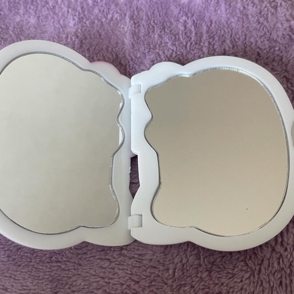 Hello Kitty 🐈⬛🎀 - Picture 2 of 3